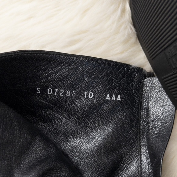 Stuart Weitzman Square Toe Heeled Ankle Boots - Picture 8 of 8